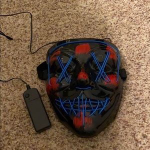 Light up (battery powered) Purge mask